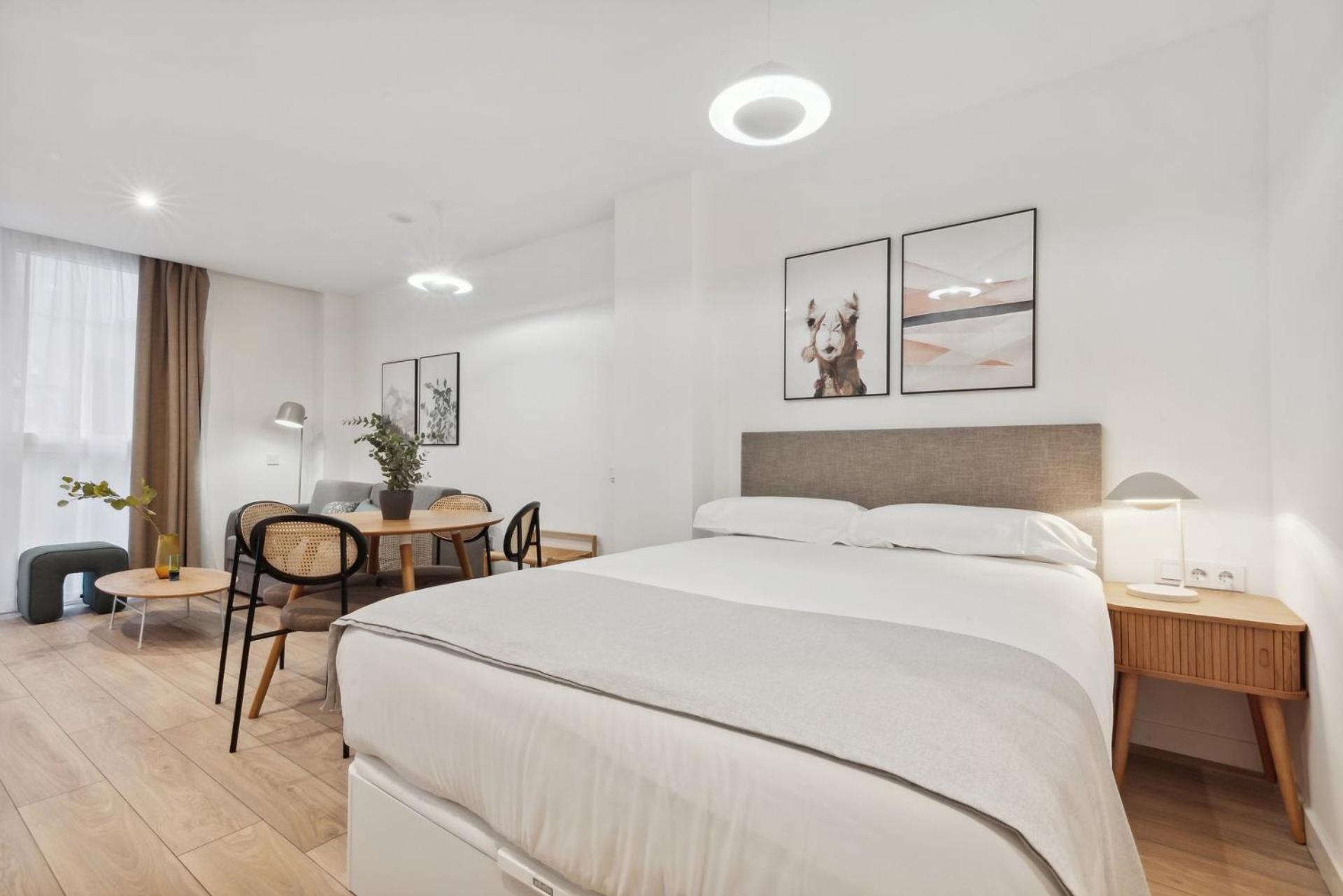 Limehome Valencia Carrer Del Pare Palau I Quer Εξωτερικό φωτογραφία