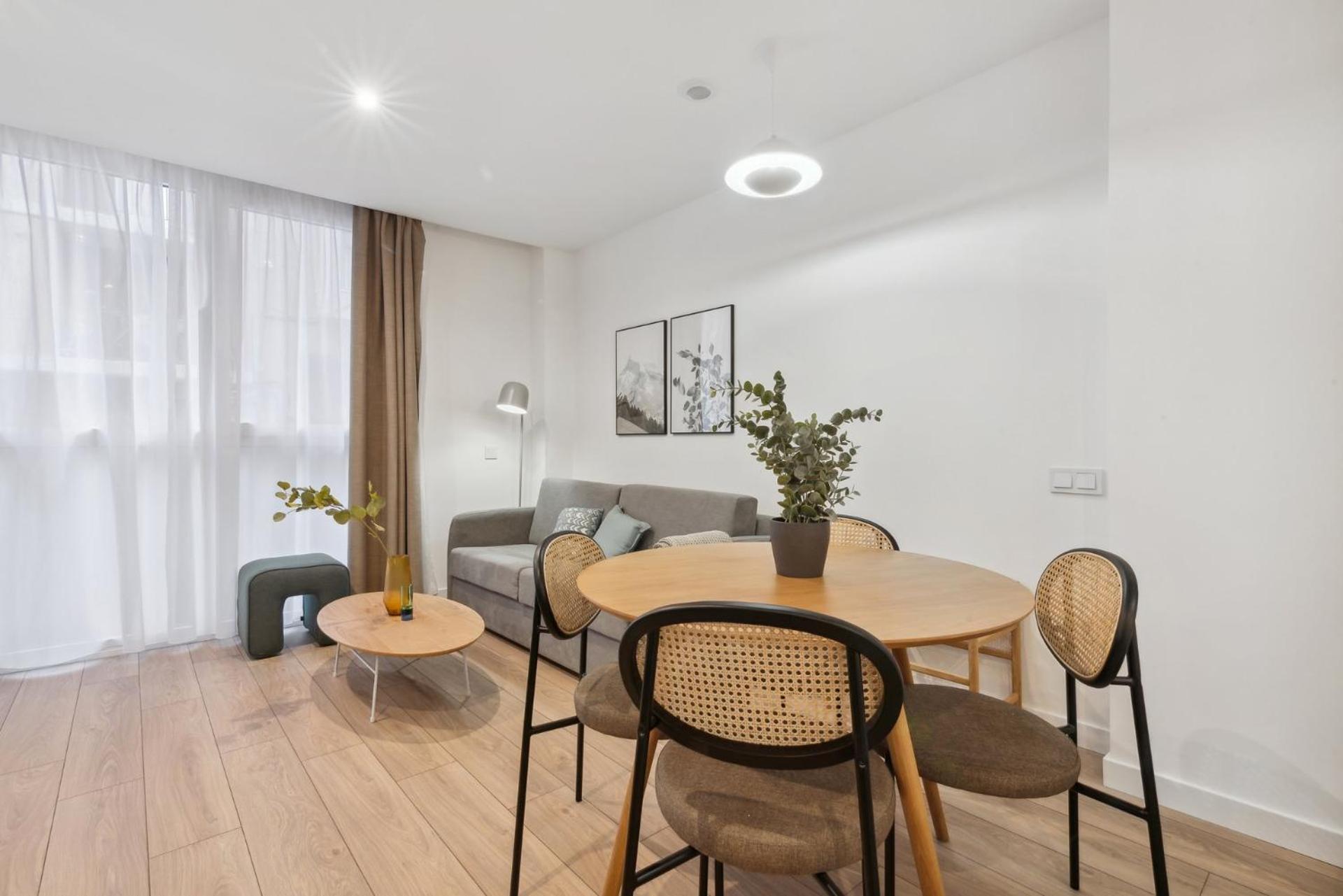 Limehome Valencia Carrer Del Pare Palau I Quer Εξωτερικό φωτογραφία