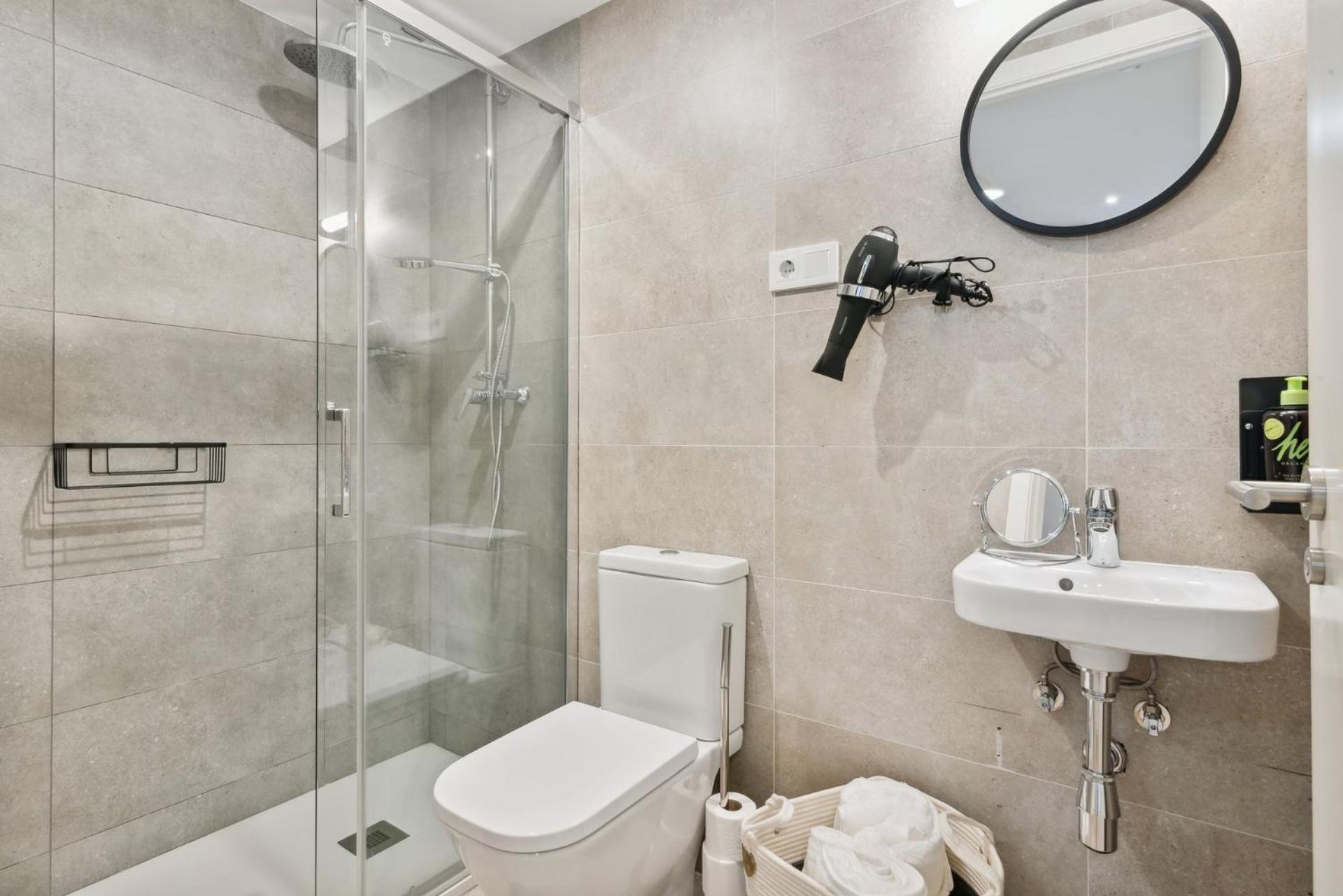 Limehome Valencia Carrer Del Pare Palau I Quer Εξωτερικό φωτογραφία