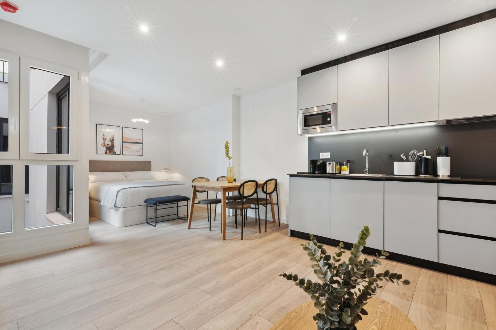 Limehome Valencia Carrer Del Pare Palau I Quer Εξωτερικό φωτογραφία